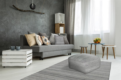 Phoenix Pouf 210