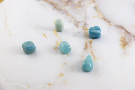 Aquamarine rolled stone