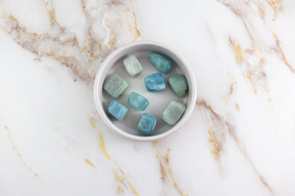 Aquamarine rolled stone